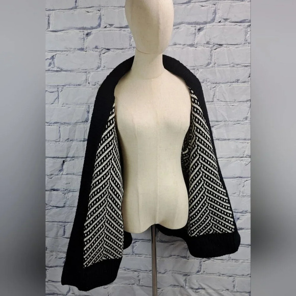 Burberry Glasshouse Chevron Fringe Cardigan Sweater Wool Open-Front Sz Small - Picture 14 of 16